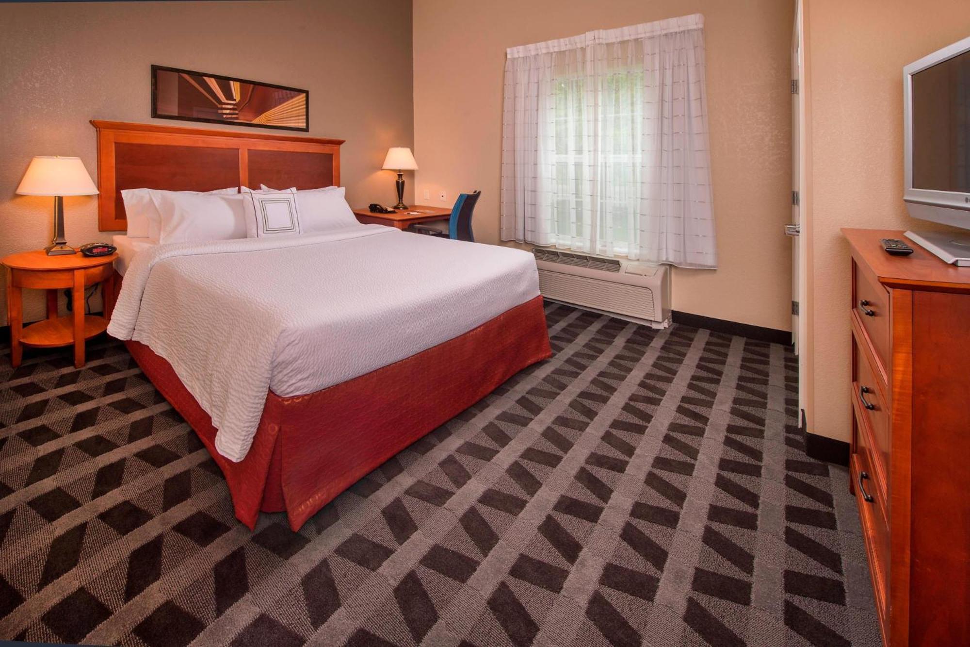 Towneplace Suites By Marriott Clinton At Joint Base Andrews Exteriör bild