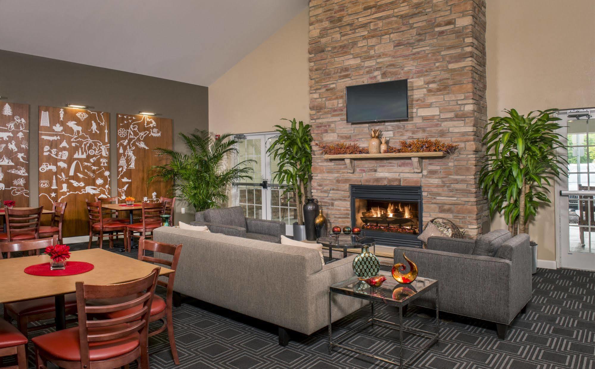 Towneplace Suites By Marriott Clinton At Joint Base Andrews Exteriör bild