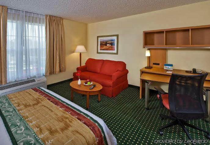 Towneplace Suites By Marriott Clinton At Joint Base Andrews Exteriör bild